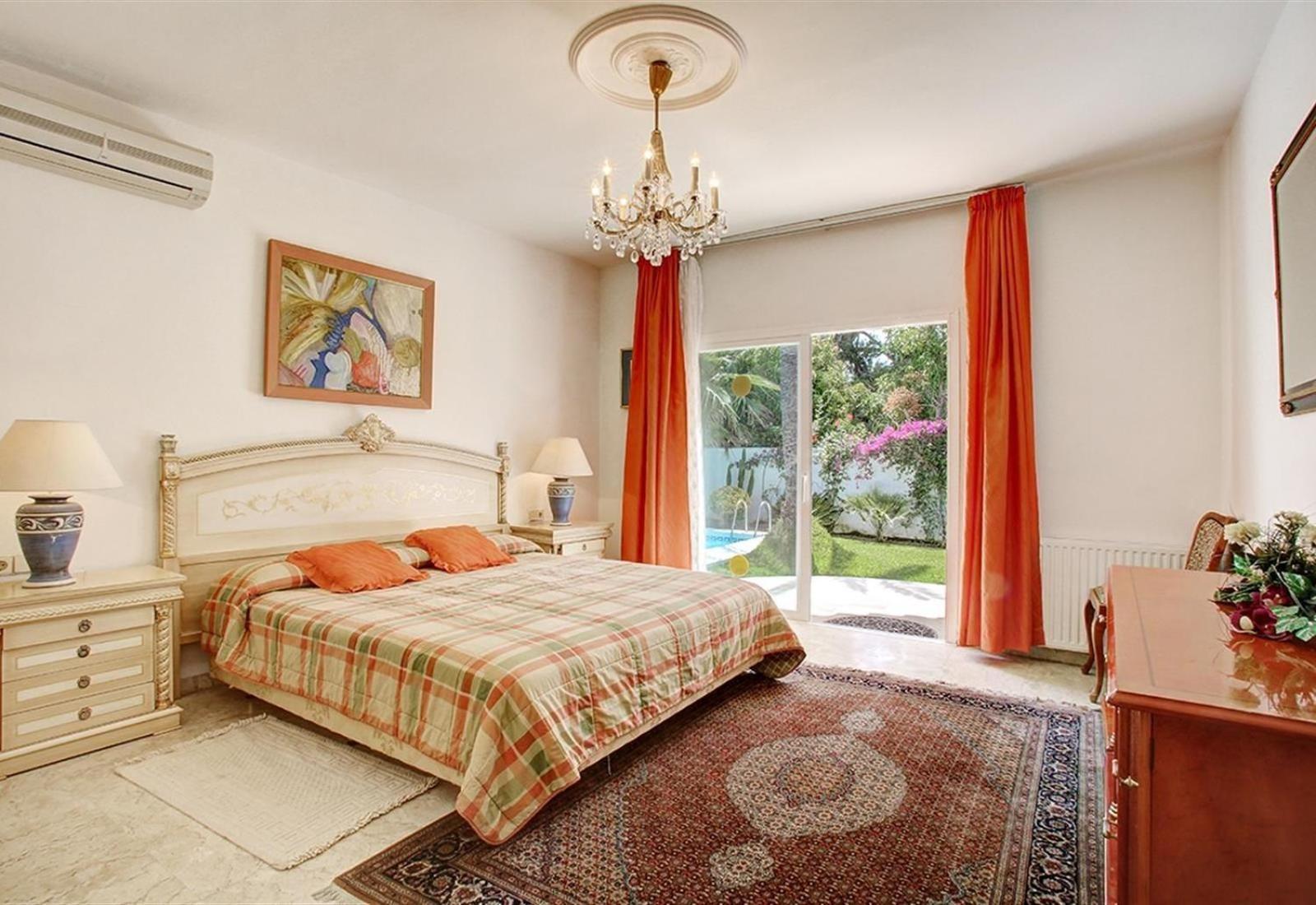 Beautiful La Caracola Villa Marbella